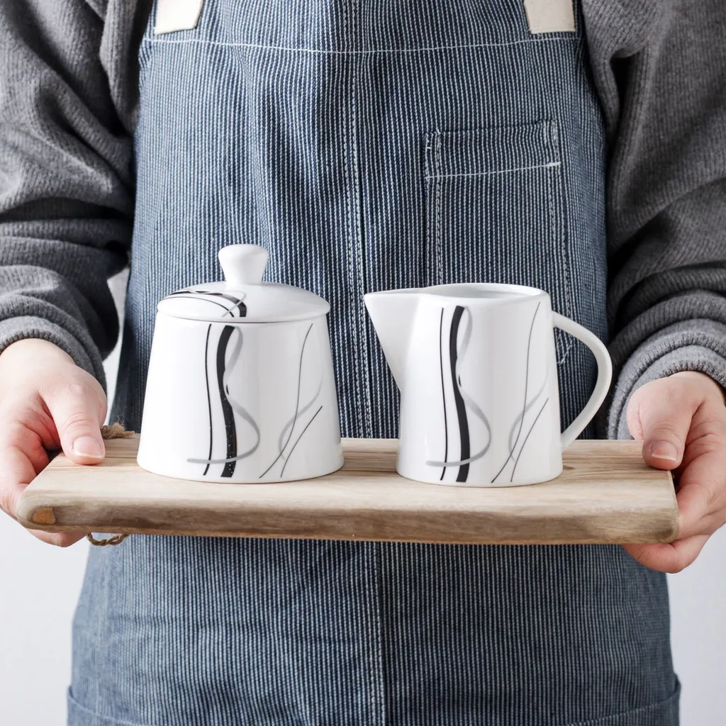 VEWEET, Serie 'Fiona', 100-teilig Porzellan Tafelservice Set, Kombiservice Mit Dessertteller, Speiseteller, Suppenteller, Müslischalen, Kaffeebecher, Kaffeetassen Set, Eierbecher, Milch- Und Zuckerset 9 VEWEET, Serie 'Fiona', 100-teilig Porzellan Tafelservice Set, Kombiservice Mit Dessertteller, Speiseteller, Suppenteller, Müslischalen, Kaffeebecher, Kaffeetassen Set, Eierbecher, Milch- Und Zuckerset – Bild 9