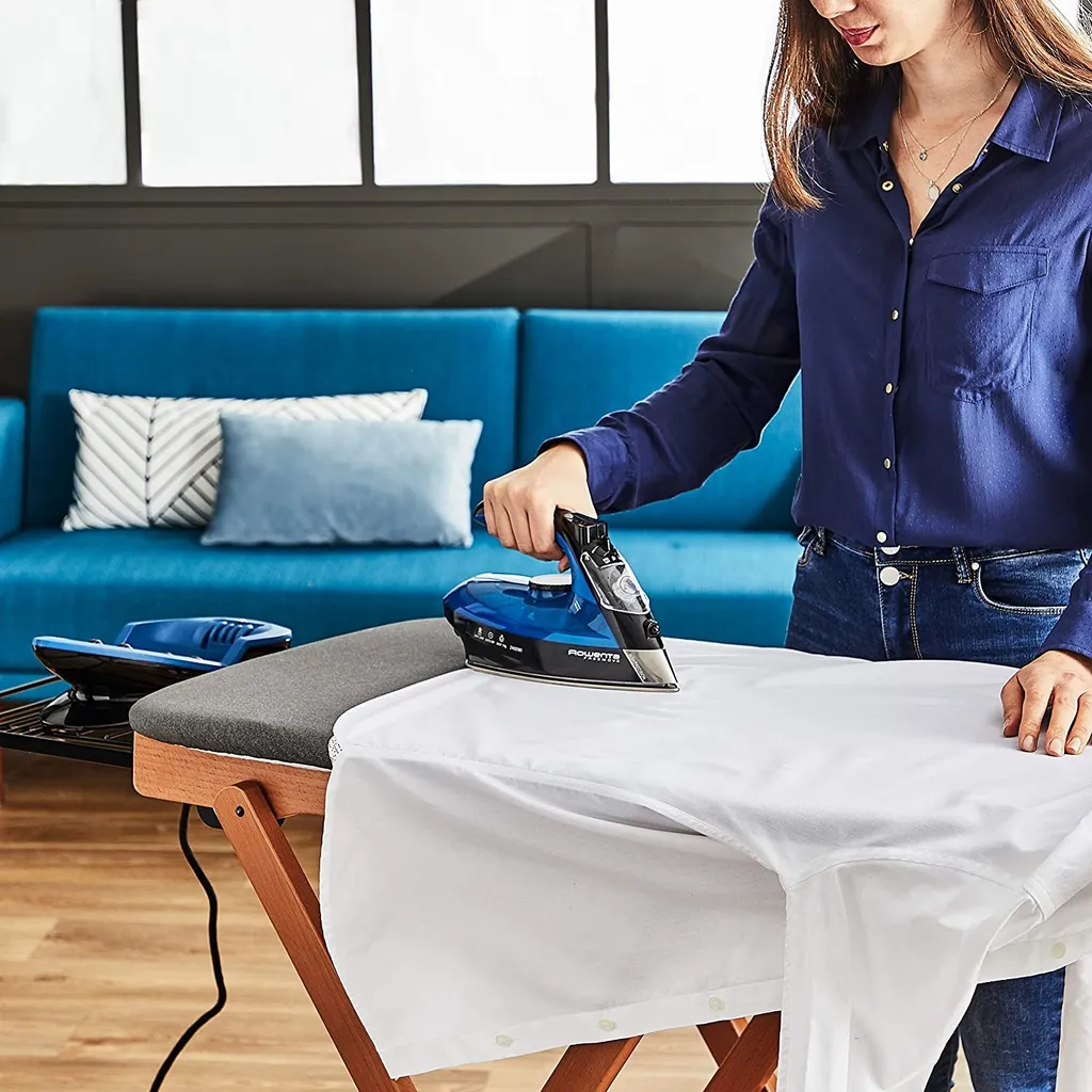 Rowenta DE5010 Dampfbügeleisen Ohne Schnur Mit Ladestation Blau Schwarz 14 Rowenta DE5010 Dampfbügeleisen Ohne Schnur Mit Ladestation Blau Schwarz – Bild 14