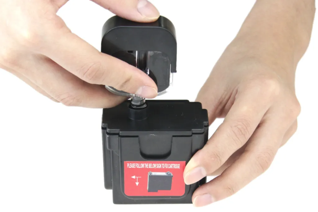 Mit Video-Befüllanleitung Auf Youtube! EASY-REFILL Nachfüllset Für HP 304 Black, HP 304 Black XL, N9K08AE, N9K06AE Patronen - Befülladapter + 3 Füllungen Für HP 304 Black, HP 304 Black XL. Damit Kann Jeder Seine Druckerpatronen Ganz Einfach Selbst Nachfüllen! HP Deskjet 2620, 2630, 2633, 2634, 3700, 3720, 3730 All-in-One, 3732, 3733, 3735, HP Envy 5020, 5030 6 Mit Video-Befüllanleitung Auf Youtube! EASY-REFILL Nachfüllset Für HP 304 Black, HP 304 Black XL, N9K08AE, N9K06AE Patronen - Befülladapter + 3 Füllungen Für HP 304 Black, HP 304 Black XL. Damit Kann Jeder Seine Druckerpatronen Ganz Einfach Selbst Nachfüllen! HP Deskjet 2620, 2630, 2633, 2634, 3700, 3720, 3730 All-in-One, 3732, 3733, 3735, HP Envy 5020, 5030 – Bild 6