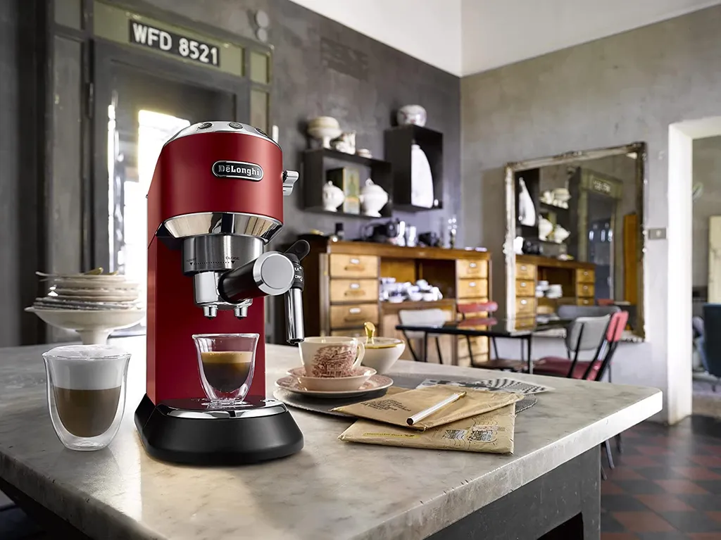 De'Longhi DeLonghi EC685.R Dedica Style Siebträger Espressomaschine Rot 10 De'Longhi DeLonghi EC685.R Dedica Style Siebträger Espressomaschine Rot – Bild 10