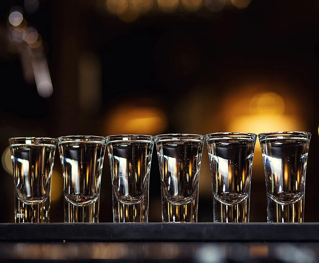 SCHLOSSEREI BAYERWALD Schnapsgläser Set 6 Stück Je 28 Ml - Shotgläser Wodka Schnaps Tequila Grappa - Transparent 7 Cm Höhe 2 SCHLOSSEREI BAYERWALD Schnapsgläser Set 6 Stück Je 28 Ml - Shotgläser Wodka Schnaps Tequila Grappa - Transparent 7 Cm Höhe – Bild 2