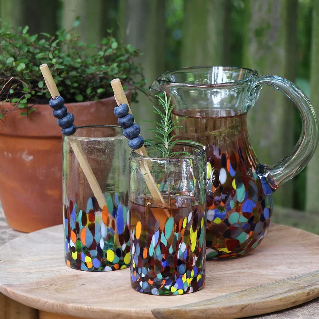 Mundgeblasenes Trinkglas Aus Mexiko Hoch 300ml Konfetti, Recyclingglas, Longdrink Glas 2 Mundgeblasenes Trinkglas Aus Mexiko Hoch 300ml Konfetti, Recyclingglas, Longdrink Glas – Bild 2