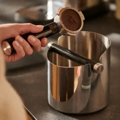 Tchibo Knock-Box Abklopfschale, Für Siebträger Espressomaschine, Zur Leichten Entsorgung Des Feuchten Kaffeesatzes, Silber / Schwarz, Edelstahl Und Gummi -Haushalts Verkauf 34761fecdbd485c181ef024e91765001