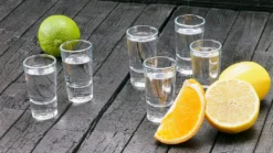 SCHLOSSEREI BAYERWALD Schnapsgläser Set 6 Stück Je 28 Ml - Shotgläser Wodka Schnaps Tequila Grappa - Transparent 7 Cm Höhe 11 SCHLOSSEREI BAYERWALD Schnapsgläser Set 6 Stück Je 28 Ml - Shotgläser Wodka Schnaps Tequila Grappa - Transparent 7 Cm Höhe -Haushalts Verkauf 4d4af5897bc9c271376842474812dc0f