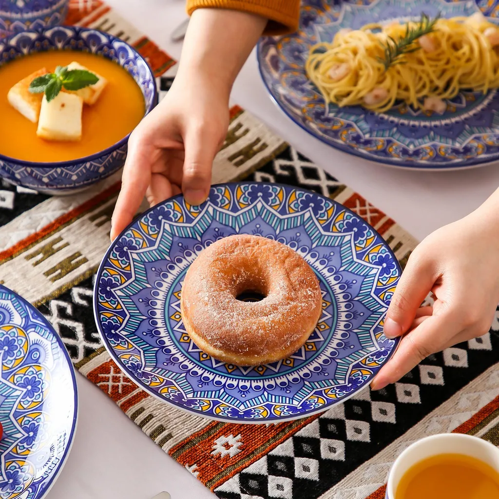 Vancasso Tafelservice Porzellan, Mandala 16 Teiliges Essgeschirr Kombiservice, Handbemaltes Geschirrset Für 4 Personen, Böhmischer Stil 4 Vancasso Tafelservice Porzellan, Mandala 16 Teiliges Essgeschirr Kombiservice, Handbemaltes Geschirrset Für 4 Personen, Böhmischer Stil – Bild 4