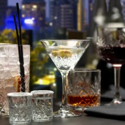 Pasabahce Martiniglas Timeless 23cl - 4 Stück 23 Pasabahce Martiniglas Timeless 23cl - 4 Stück -Haushalts Verkauf 60c321906895263510b2a2de264c7d9d