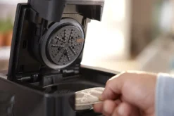 PHILIPS SENSEO Quadrante HD7866 / 61 - Intensives Schwarz 16 PHILIPS SENSEO Quadrante HD7866 / 61 - Intensives Schwarz -Haushalts Verkauf 8f4b6463793d7be9633fbcd5931c9c3b