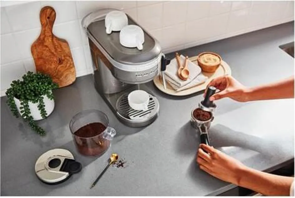 KitchenAid Espressomaschine ARTISAN 5KES6503EMS Medaillon Silber 3 KitchenAid Espressomaschine ARTISAN 5KES6503EMS Medaillon Silber – Bild 3