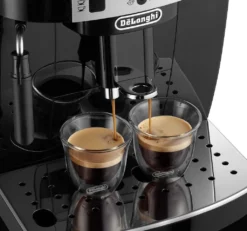 De'Longhi DeLonghi ECAM 22.110B MagnificaS Kaffeevollautomat Schwarz -Haushalts Verkauf 9fa7d673834de12909a94f843d548a04