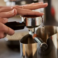 Tchibo Knock-Box Abklopfschale, Für Siebträger Espressomaschine, Zur Leichten Entsorgung Des Feuchten Kaffeesatzes, Silber / Schwarz, Edelstahl Und Gummi -Haushalts Verkauf cdf2cb60ad59fd918c87cf972bdc7cd4