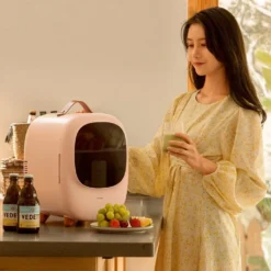 Baseus Mini Beauty Kühlschrank Für Kosmetik Reisekühlschrank Mit Heizung 8l 220V EU / 12V Weiß 25 Baseus Mini Beauty Kühlschrank Für Kosmetik Reisekühlschrank Mit Heizung 8l 220V EU / 12V Weiß -Haushalts Verkauf ea36bfb45b239d6606392ec783514b7d